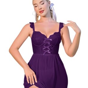 طقم لانجري قصير مع مطرزات بارزة